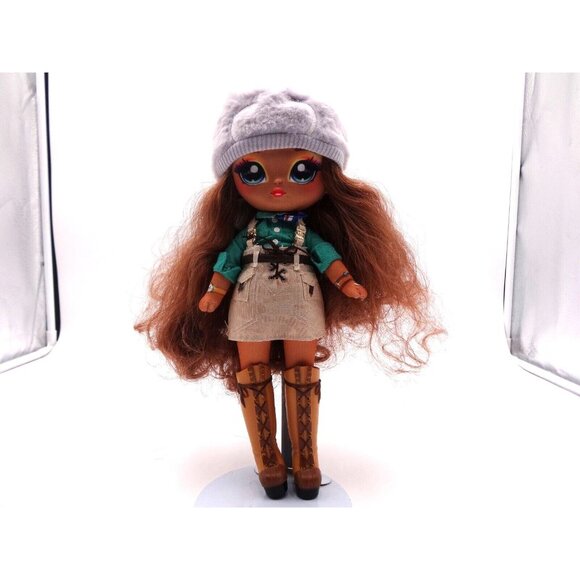 Na Na Na Surprise Teens 11" Fashion Doll Amelia Australia Outback Soft Posable - Picture 1 of 11